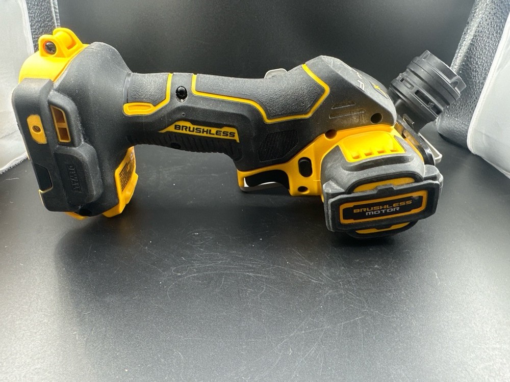 DEWALT DCS438 (TOOL ONLY) (J06025054)