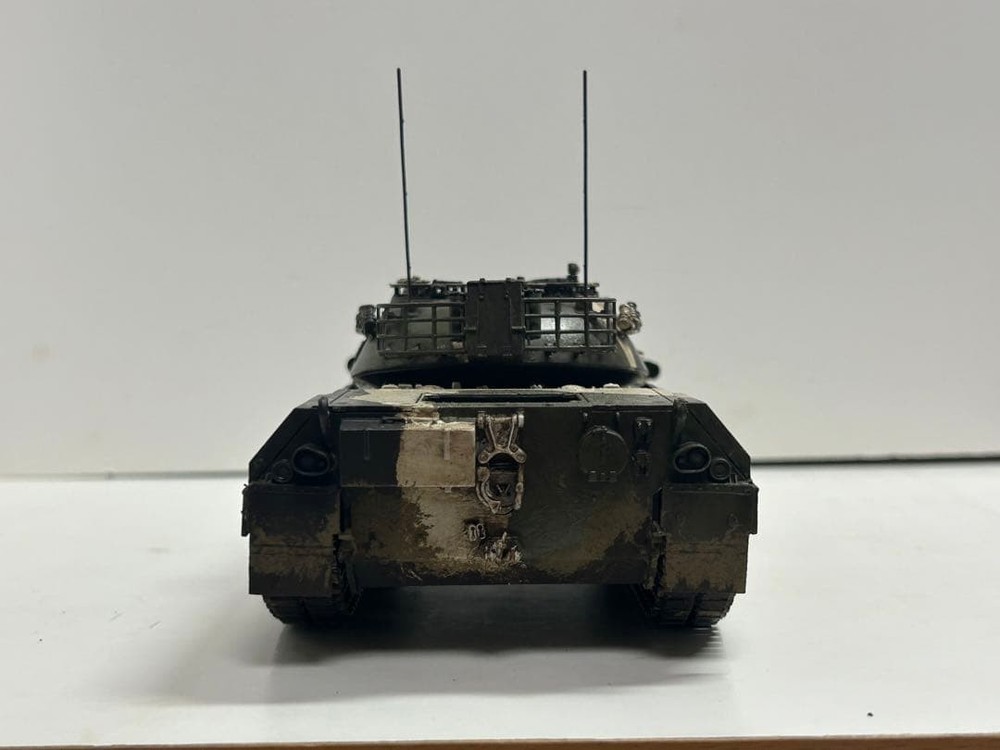 Assembled Level 1/35 Leopard 1A5 Tank Plastic Model Norway Japan
