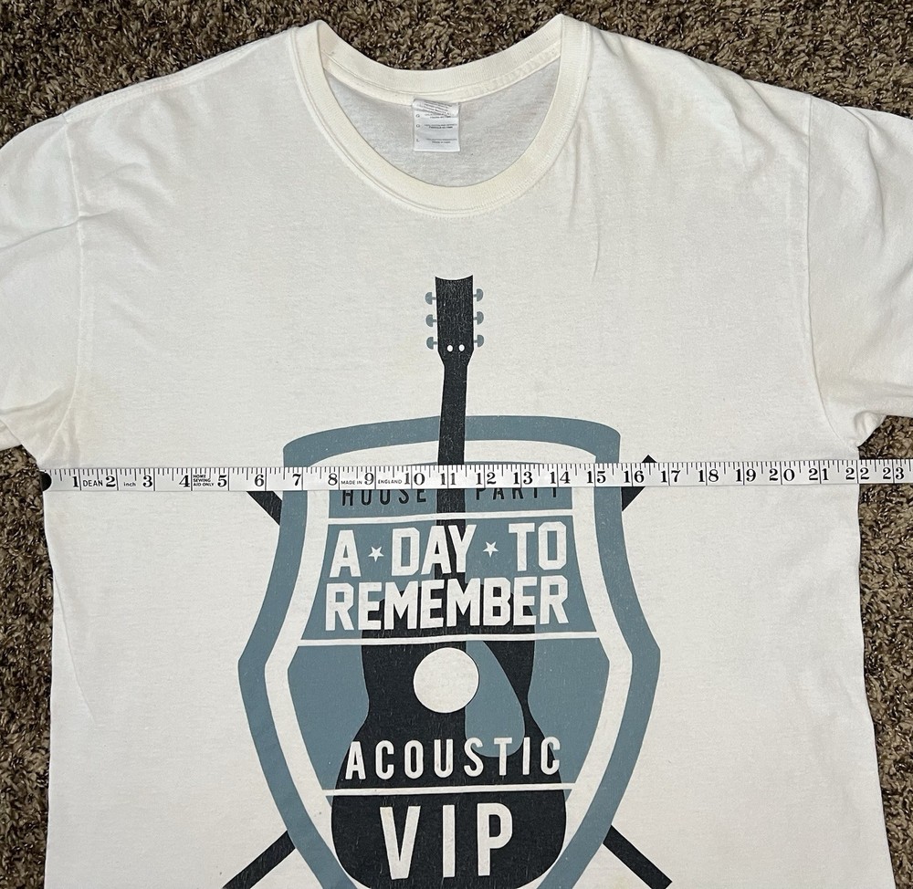 A Day To Remember Acoustic Concert House Party Tour 2013 Band Shirt LG 22” X 29”