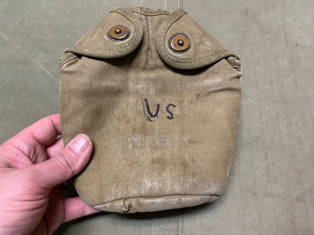 ORIGINAL WWII US ARMY M1942 CANTEEN CARRIER COVER-1942