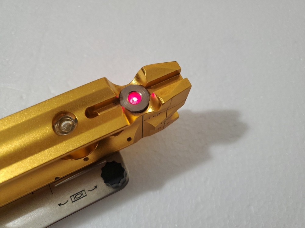 RoboToolz 3 Alignment Laser Torpedo Level Construction Woodworking Remodel Tool