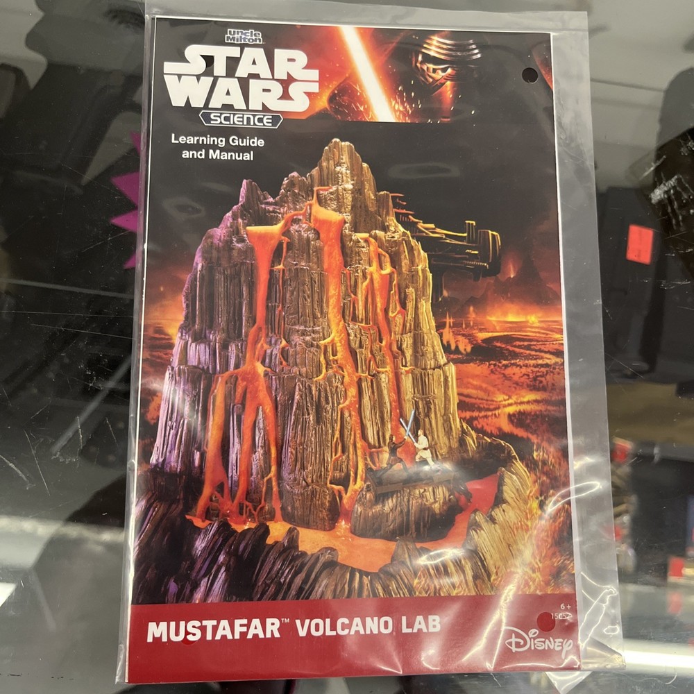 STAR WARS Uncle Milton Science Mustafar Erupting Volcano Lab