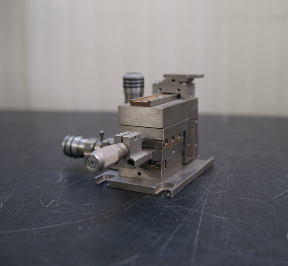 NewPort 561D Fiber Alignment Stage