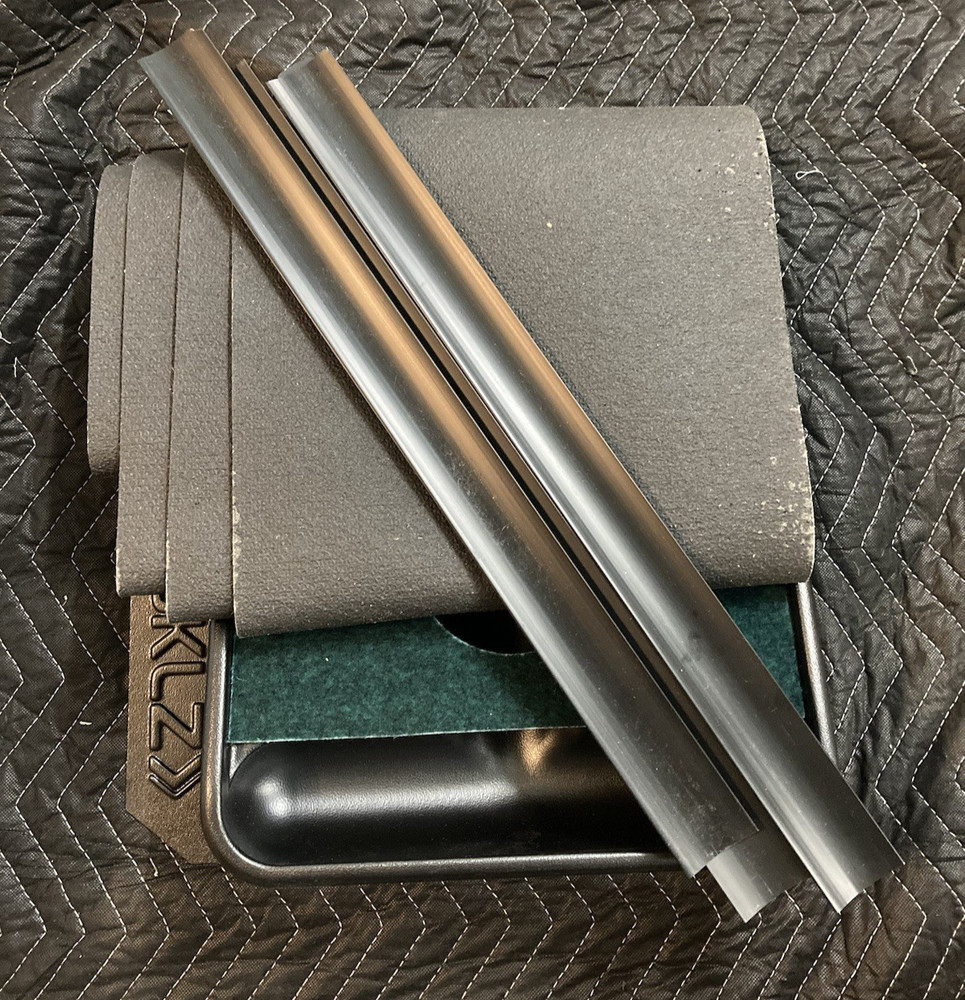 SKLZ Golf Accelerator Pro Putting Mat with Ball Return