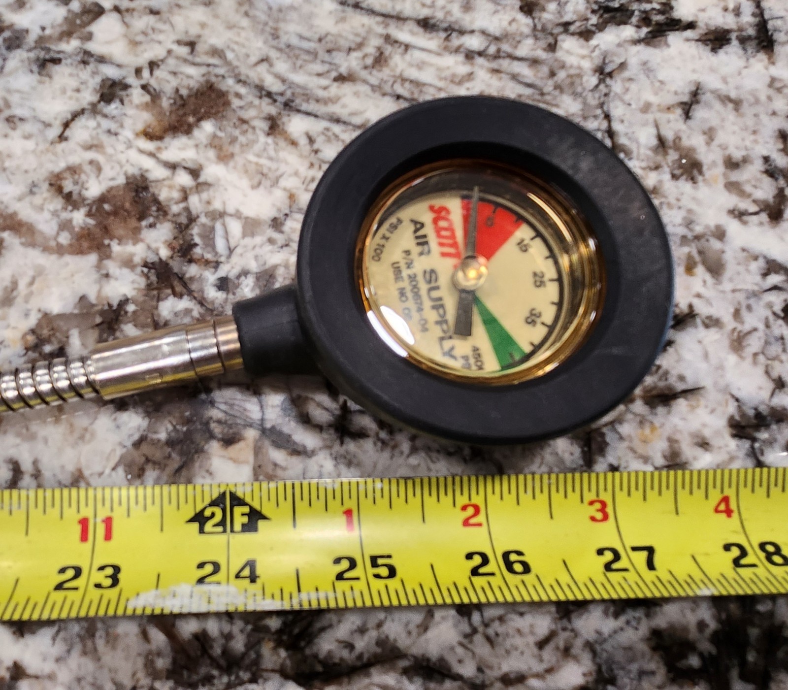 New Old Stock Scott 4500 Pressure gauge w/ 24" Line Assembly PN 804851-01 SCBA