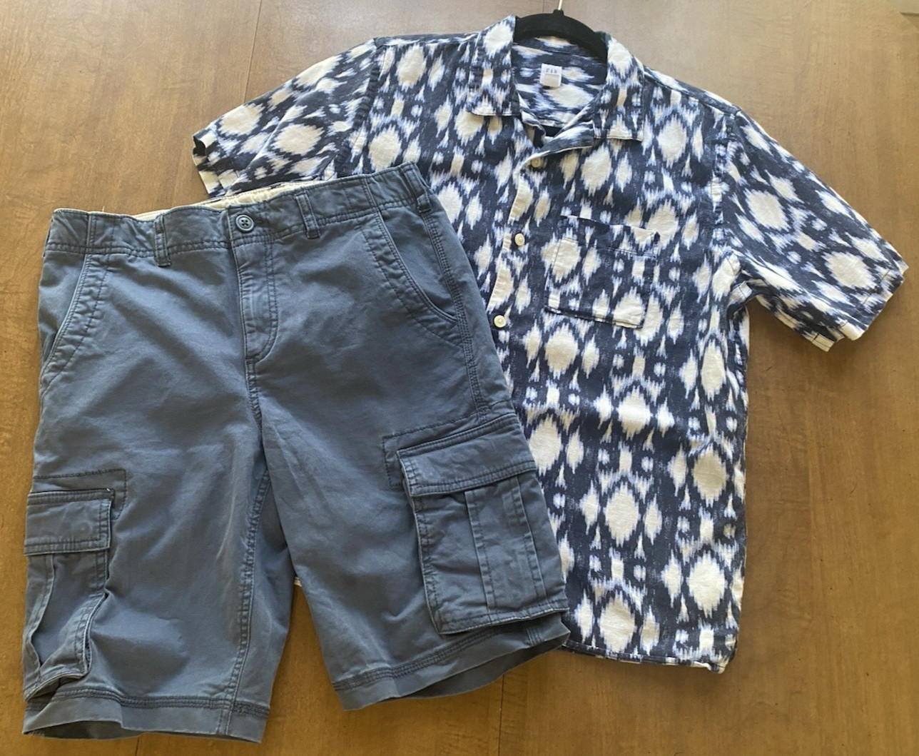 Gap Kids Size 14 Husky Blue Cargo Shorts & 14/16 Print Button Down Shirt Light