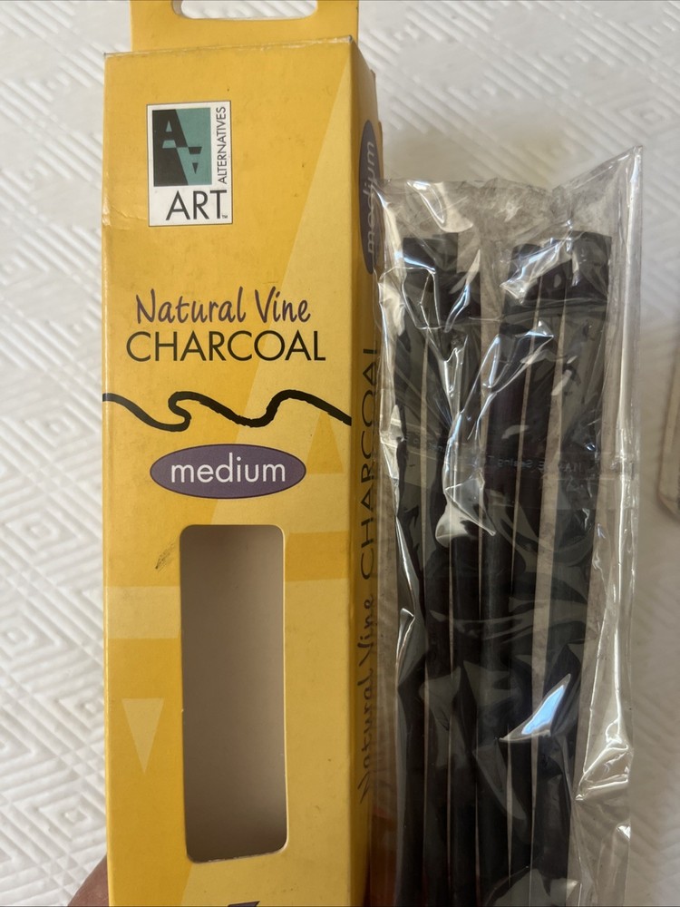 General 4 Soft Compressed Charcoal Set + Vine Charcoal Soft, Medium & Hard