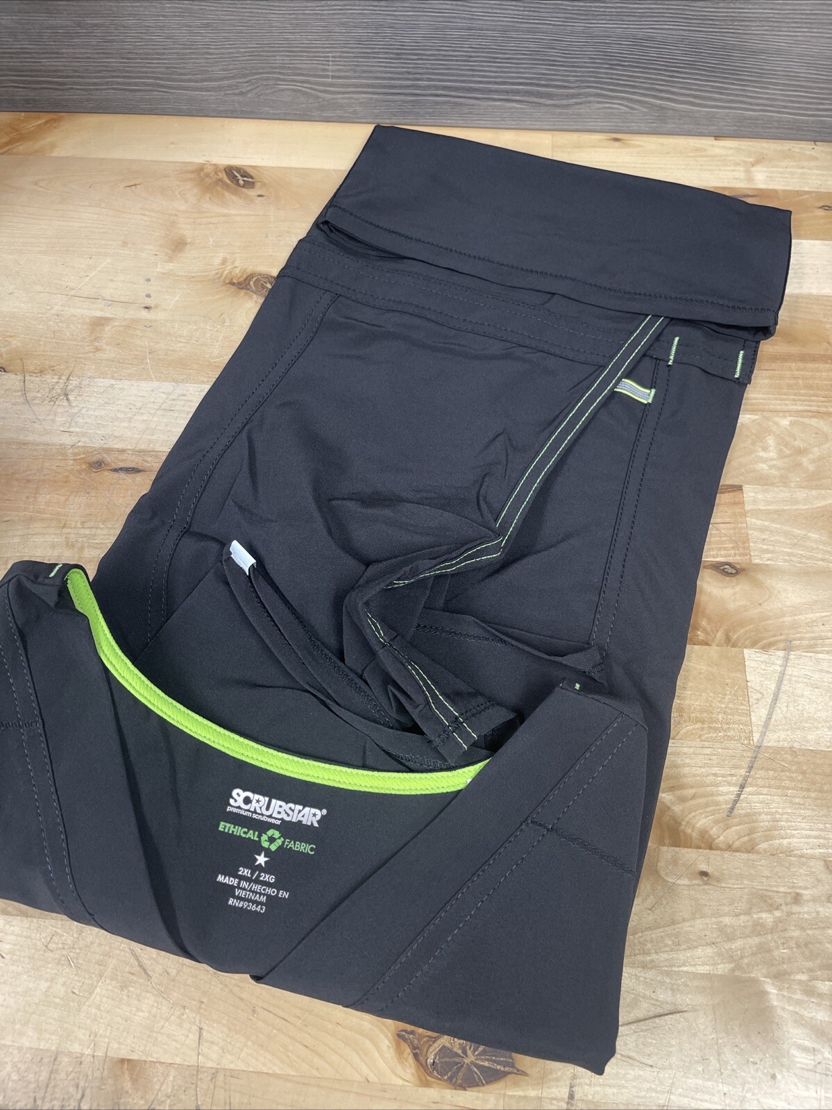 Scrubstar Women’s Black Stretch Moisture Control Scrub Top Shirt Size 2XL New