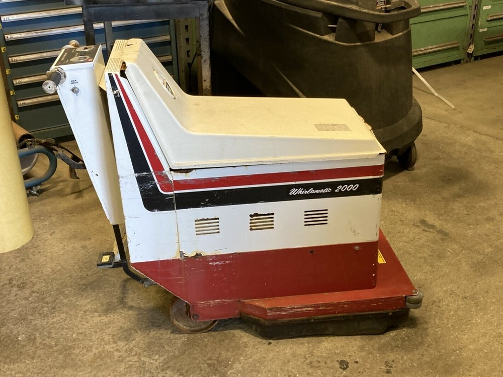 Advance Machine Co Automatic Floor Scrubber No Battery, Whirlamatic 2000