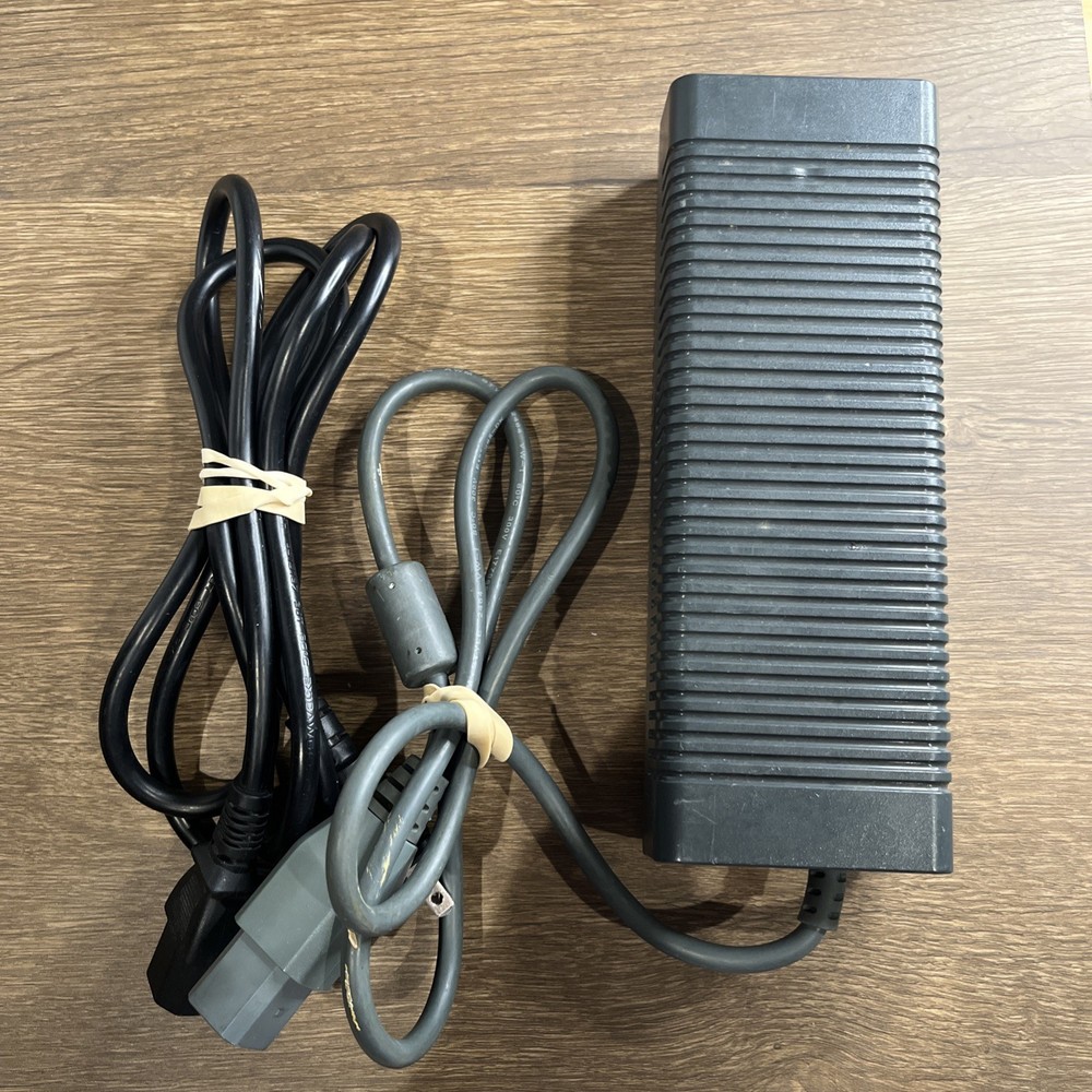 Microsoft  AC Adapter HP-AW175EF3 1LF Power Supply