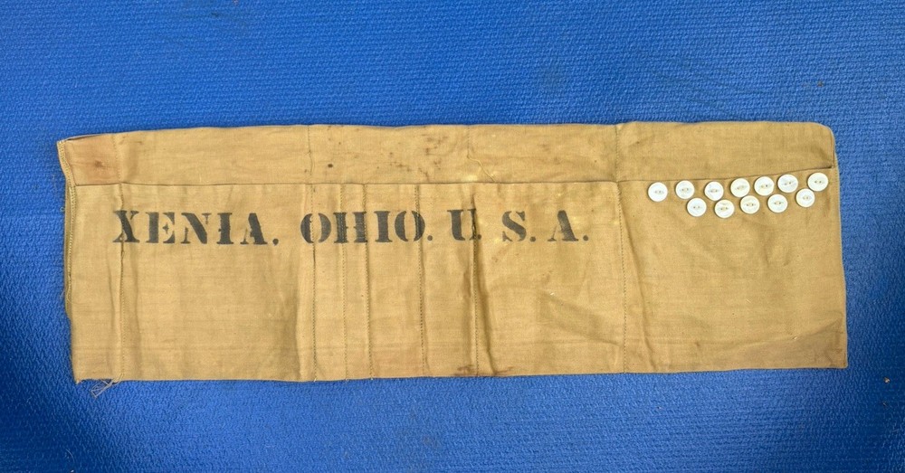 VTG 40 WW2 U.S. Army Olive Drab Military Sewing Kit Pouch Stenciled w/ buttons