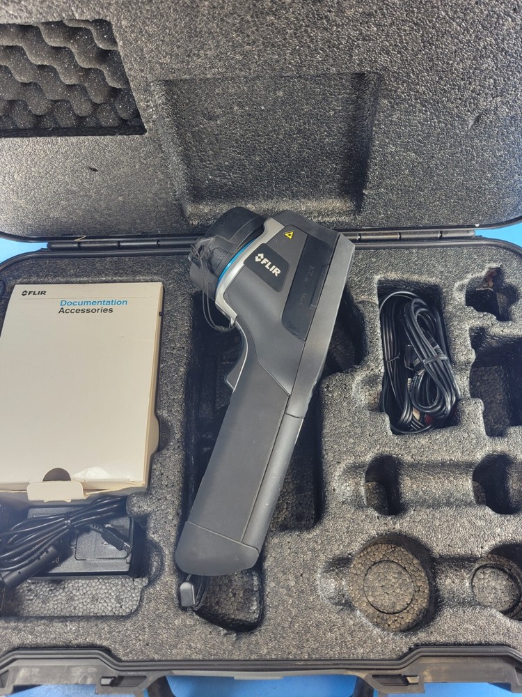 Flir E30 IR Infrared Thermal Imager Imaging Camera 60Hz Pristine!