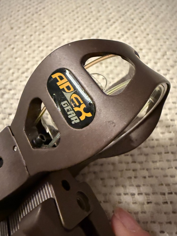 Apex Gear 4 Pin Fiber Optic Sight