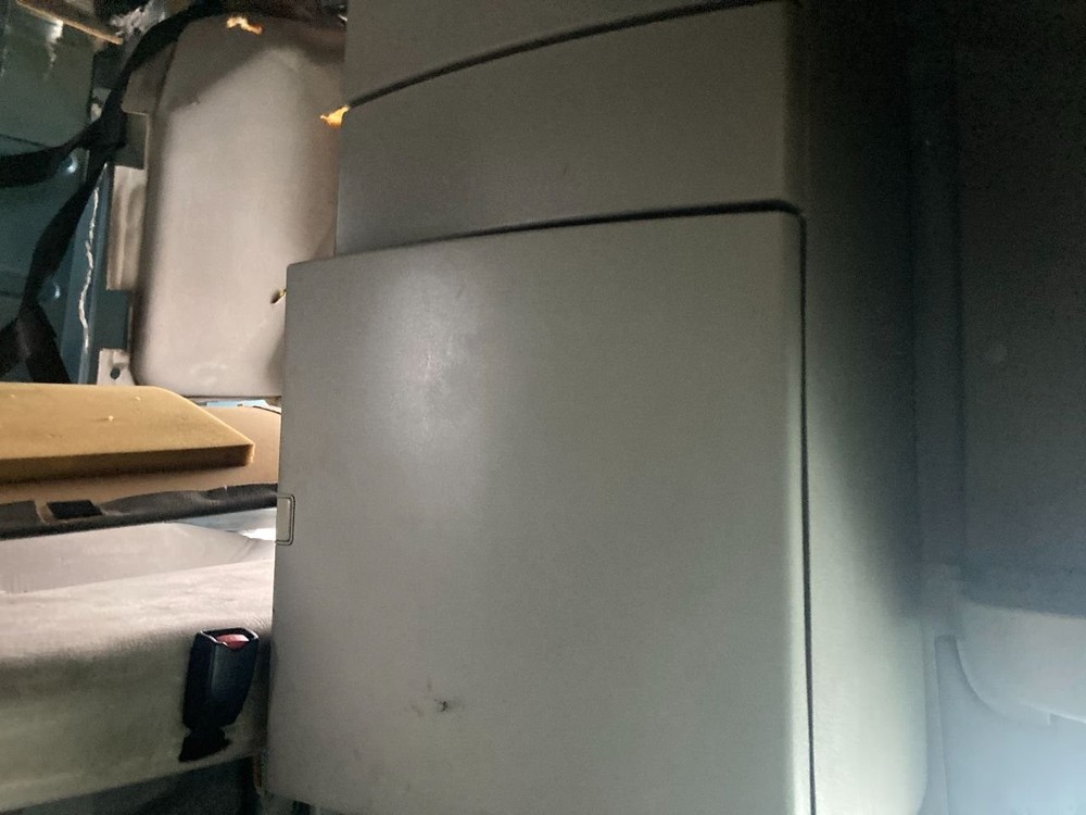 Volvo VNL Left/Driver Sleeper Cabinet - Used