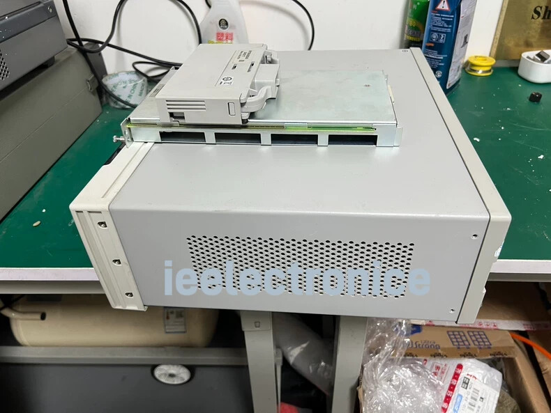 keysight/HP/ Agilent 34980A Multifunction Switch/Measure Unit with DMM