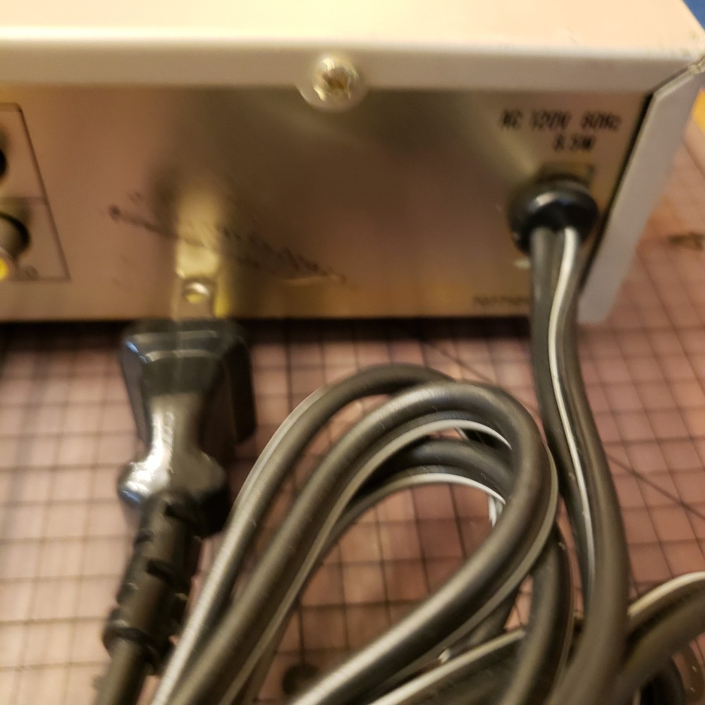 Archer 15-1274 Video Special Effects Switcher Analog POWERS ON, UNTESTED