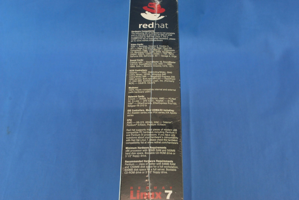 Red Hat Linux 7 Operating System SEALED free shipping!
