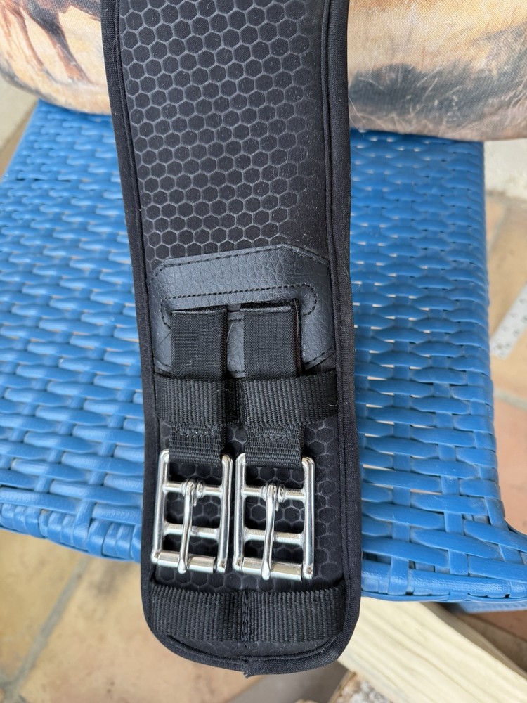 Ovation Comfort Release Girth 32”
