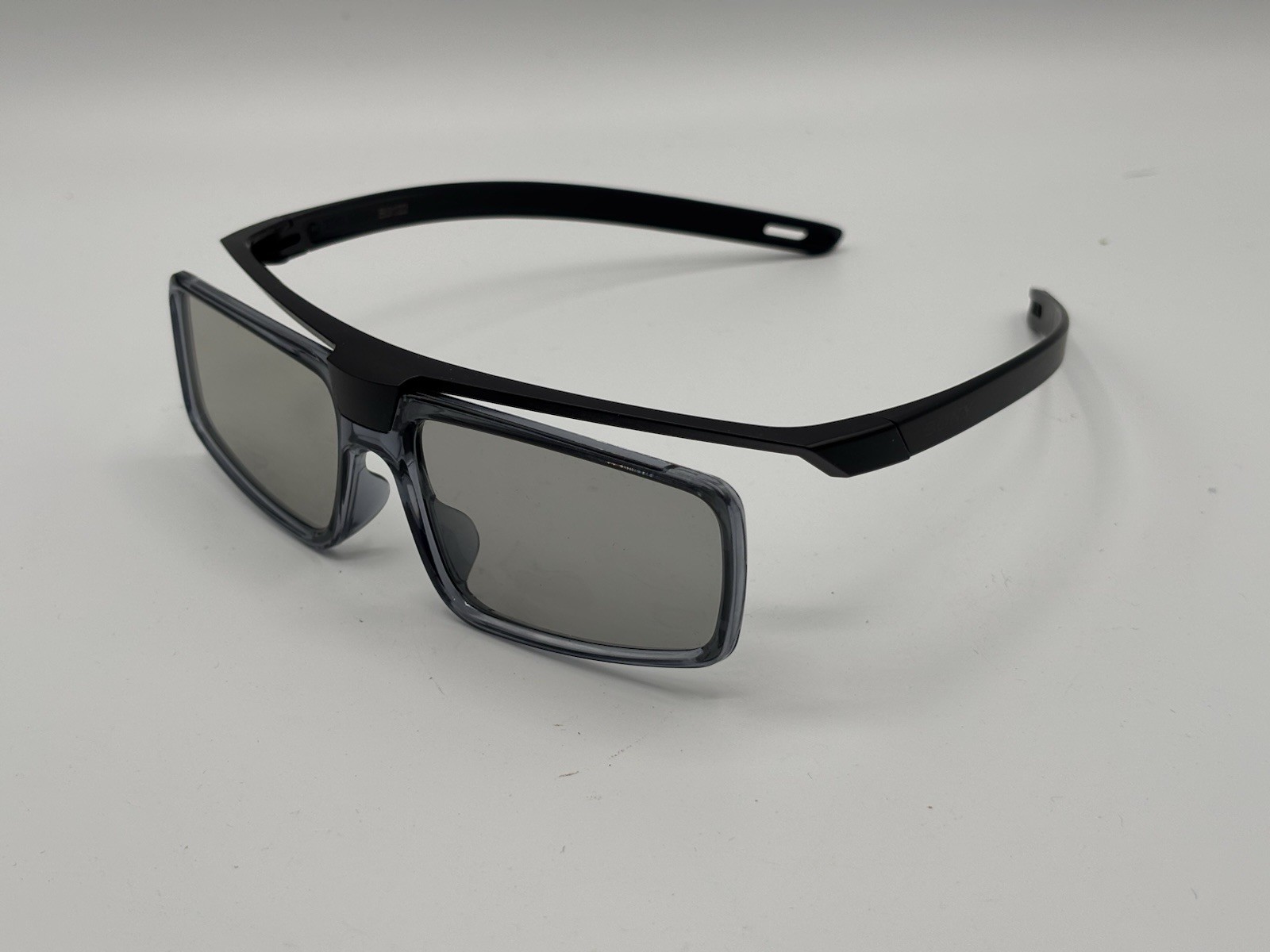 SONY Genuine  Original TDG-500P Passive 3D Glasses