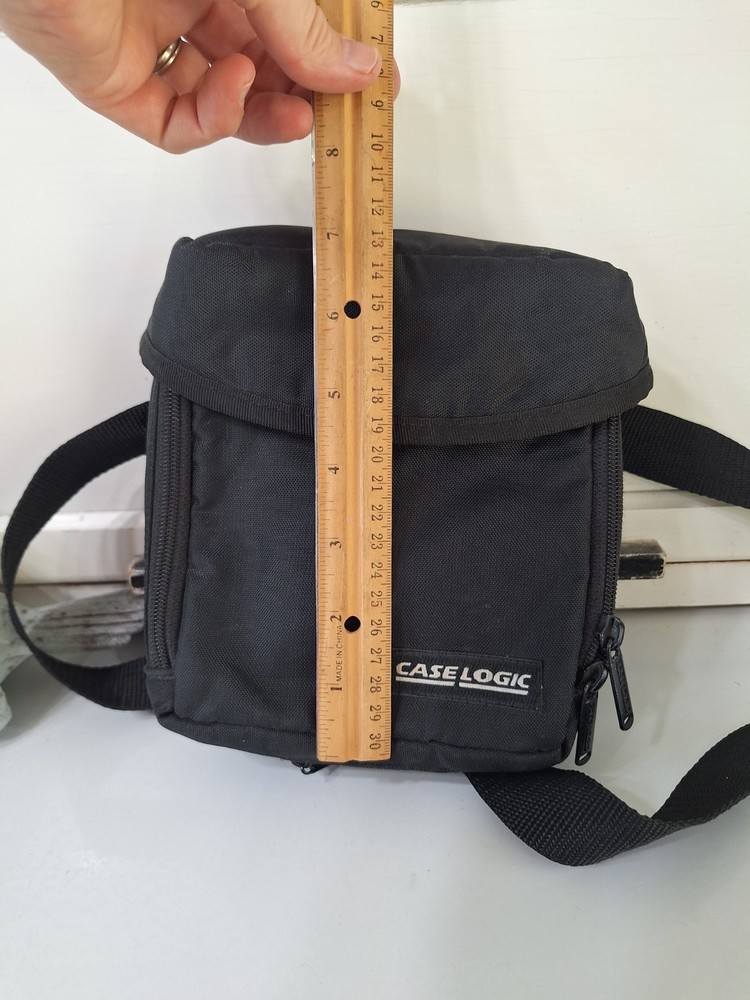 VTG Case Logic Portable CD Player Disc Case Walkman Discman Holder