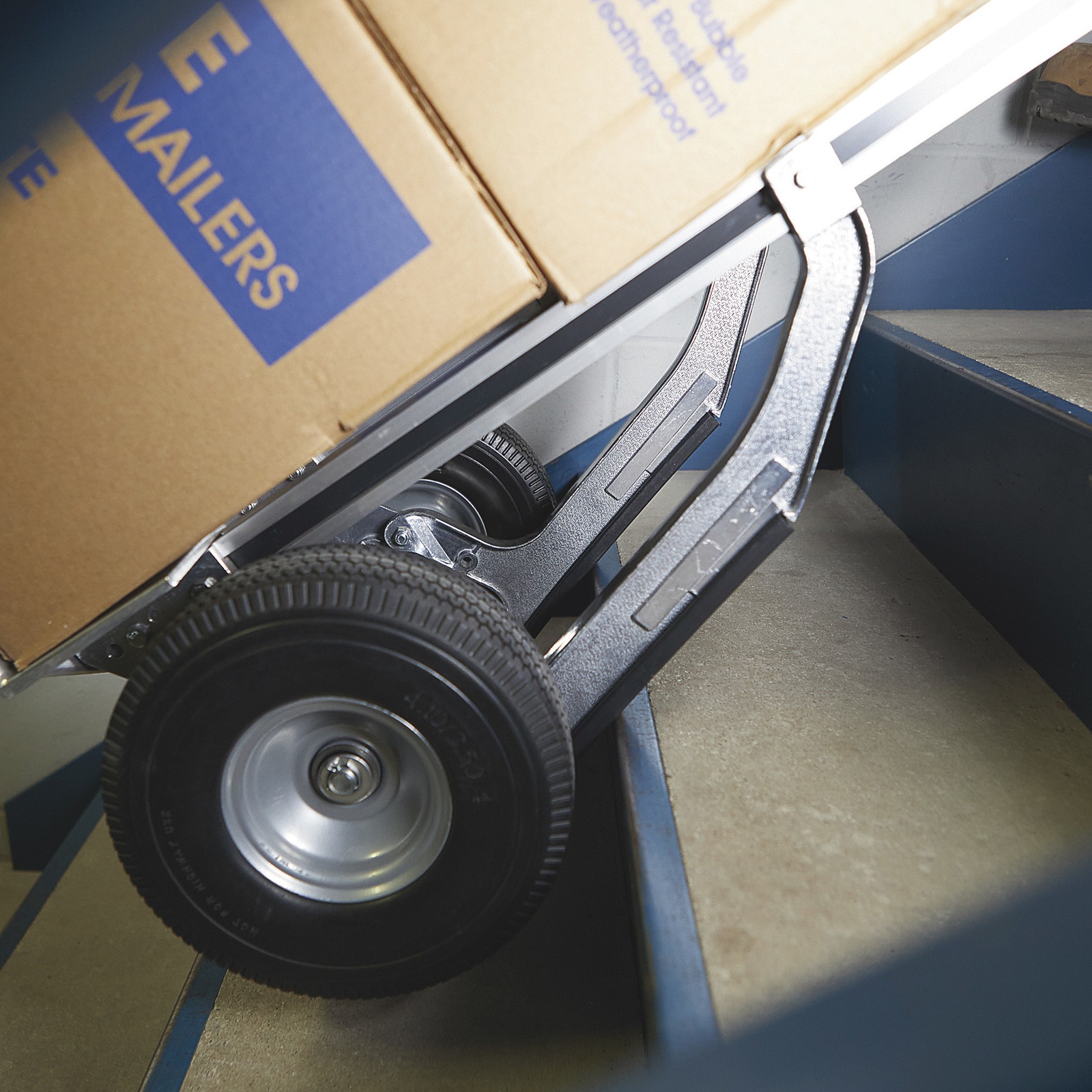 Strongway Aluminum Hand Truck/Stair Skid, 660-Lb. Capacity