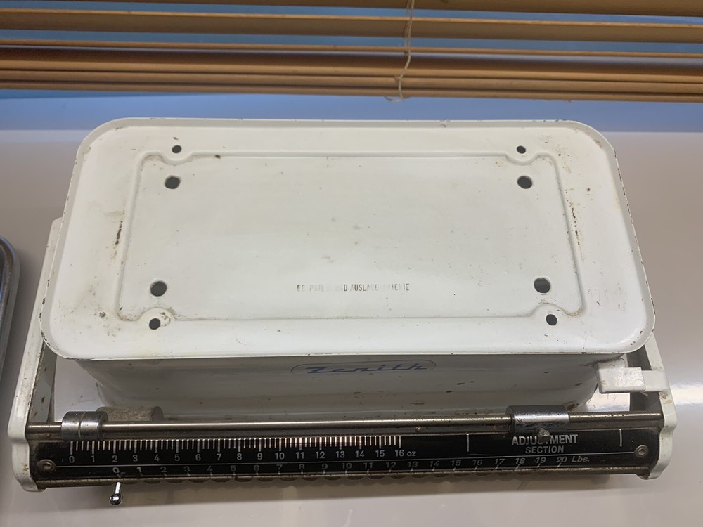 Vintage German made Zenith Scale in Lbs.