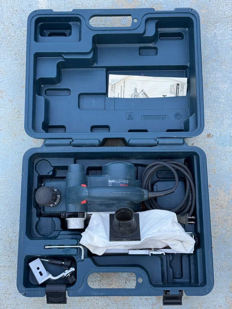 Bosch 1594 Handheld Planer *Great Condition* Used Lightly