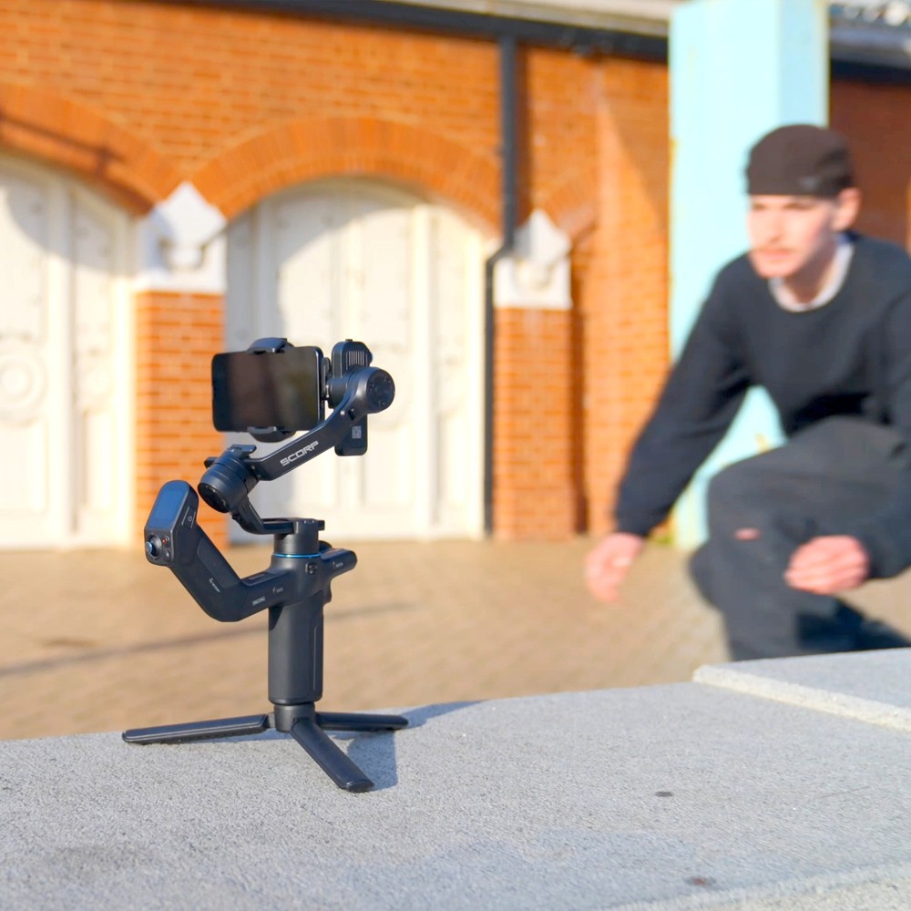 Feiyu SCORP Mini 3 Kit - Gimbal for iPhone, Action Camera & Lightweight Cameras