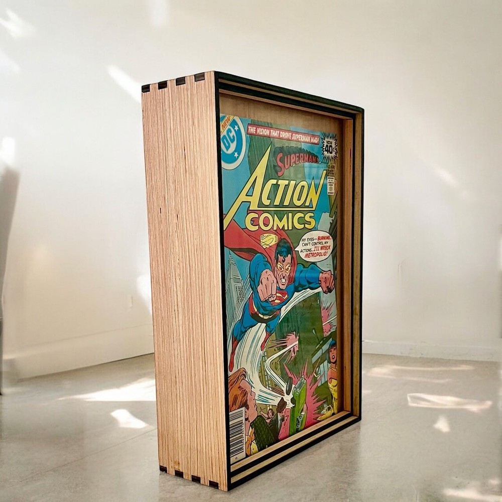 Comic Frame Sits On a Desk, Hangs On a Wall! PLUS it Stores 10-15 Comics!