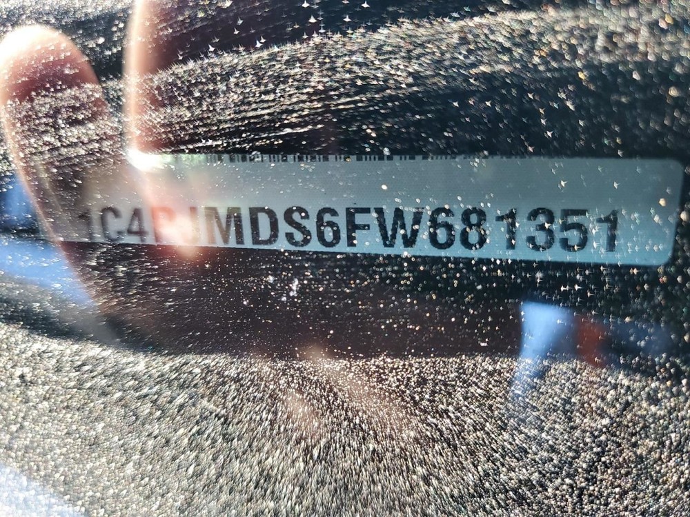 CHEROKEE 2015 Glove Box 4947577