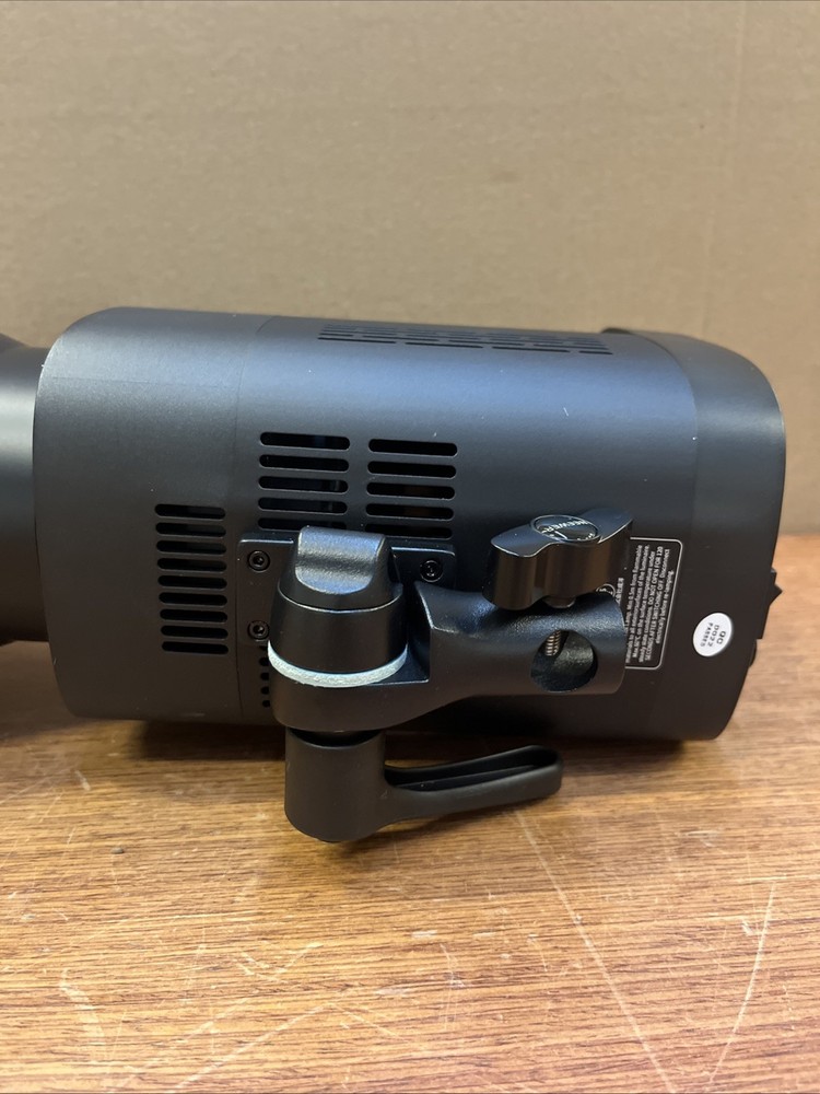 NEEWER CB60B LED VIDEO LIGHT