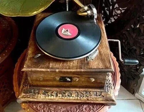 Antique HMV Gramophone Fully Functional Working Phonograph win-up record player