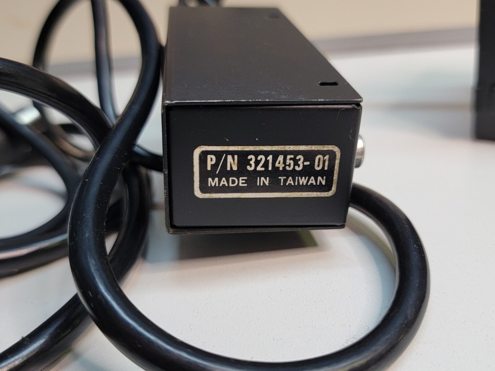 COMMODORE VIC 20 COMPUTER W/POWER SUPPLY & ORIGINAL BOX