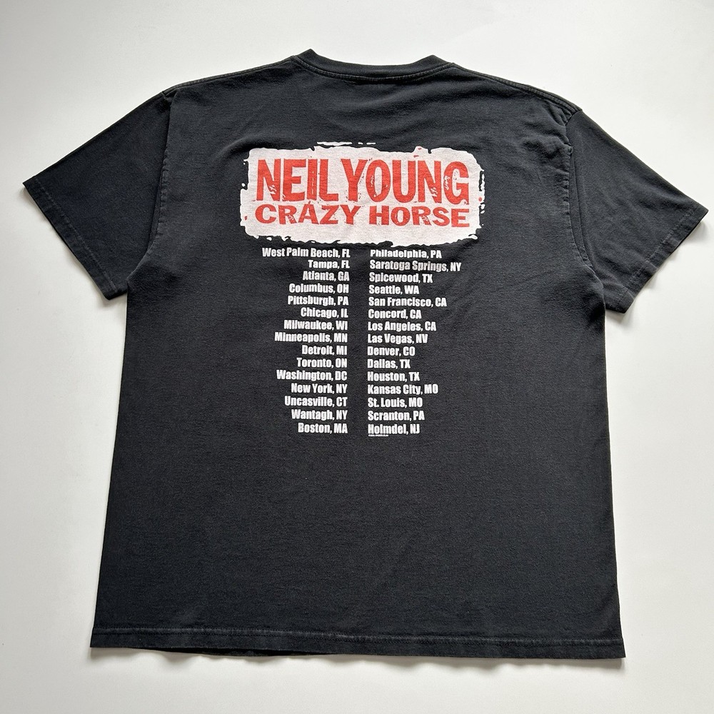 Vintage Neil Young T-Shirt Size Large Crazy Horse 2003 Band Concert Tour Y2K