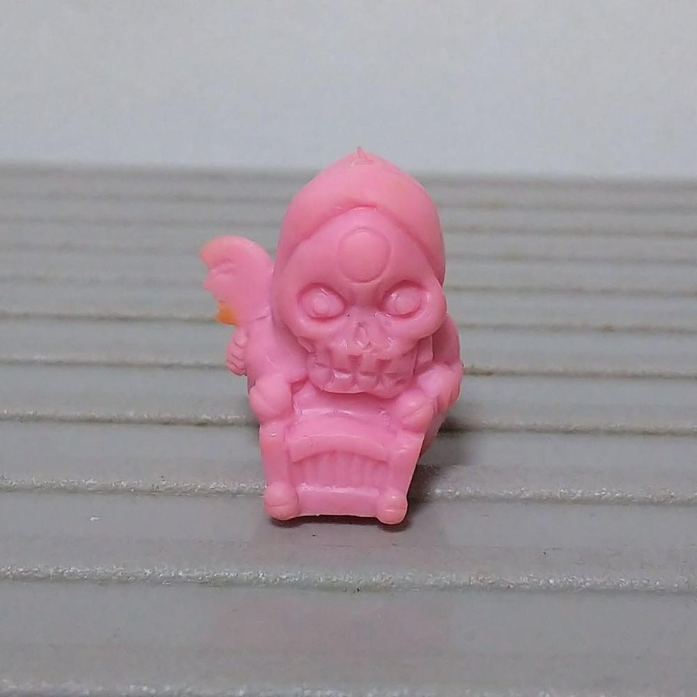 Bikkuriman Akiroku Eraser Pose Doll