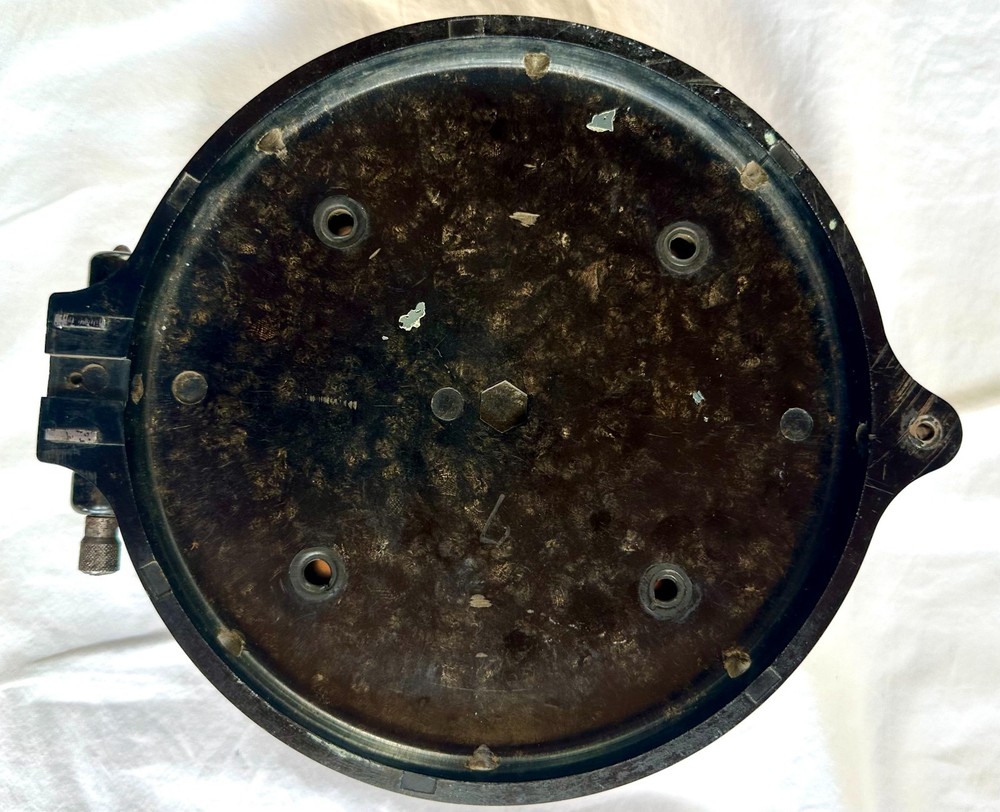 1943 SETH THOMAS WWII U S NAVY MARK 1 DECK CLOCK CLOCK (PROPER RUNNING CONDITION