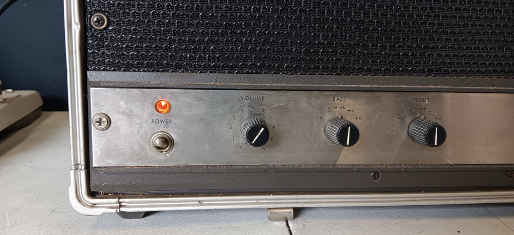 Vintage Ampex Suitcase Amp Model AA-620 - WORKING!