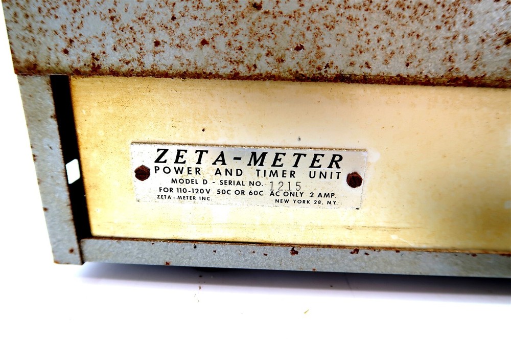 ZETA-METER Power and Timer Unit Model D Instrument ~ Powers On