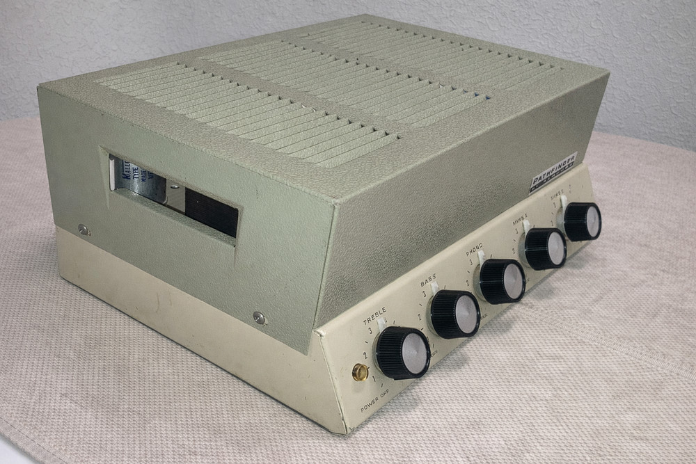 Newcomb Pathfinder E-20 Amplifier, Very Clean and Working