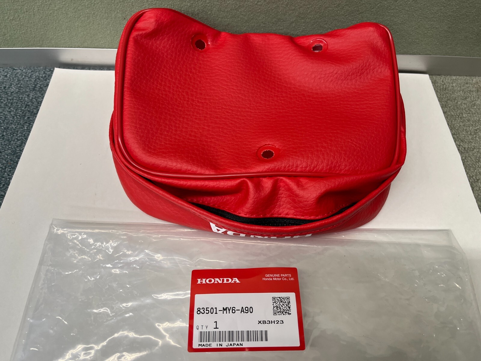 Honda OEM Tail Bag Red 1991 XR250R 93-00 XR600R 01-21 XR650L 83501-MY6-A90 New