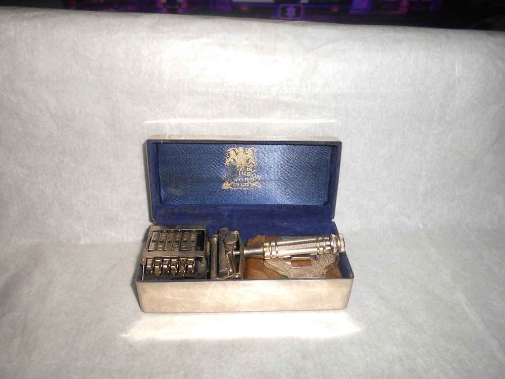 Wilkinson Sword Co. Ltd. "Empire Model 7 DAY SET W 30"