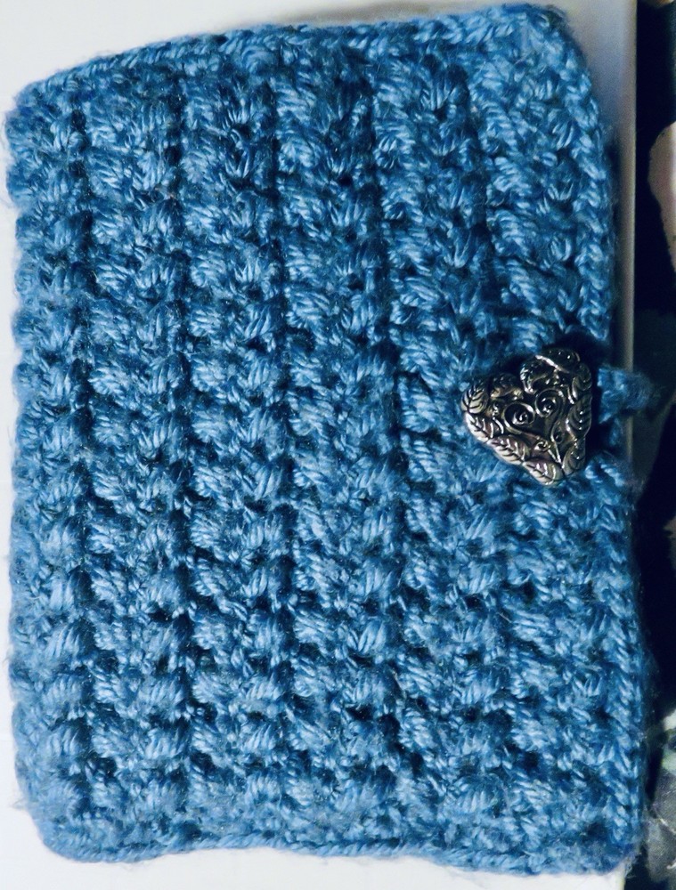 Handmade-Blue-“Crochet Hook Case, With Silver Heart Button Closure”-Used