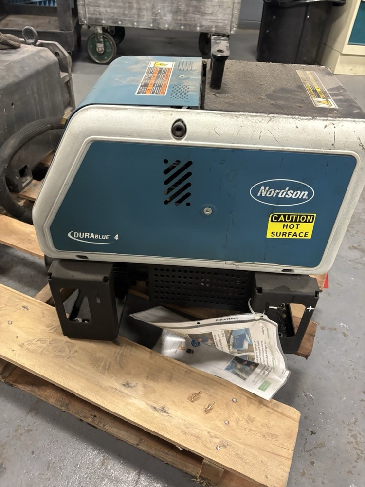 Nordson Durablue 4L Glue Machine USED