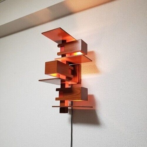 Frank Lloyd Wright TALIESIN 3 Wall Sconce Cherry + converter Reproduction