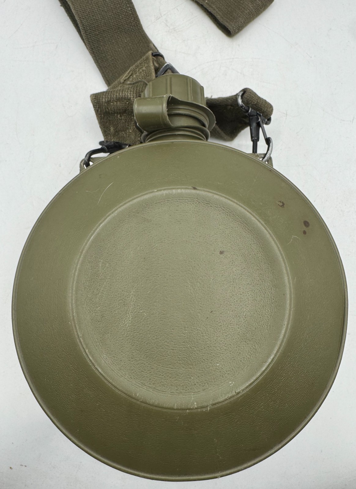 US Military Style 2 Quart Round Plastic Canteen w/ Carrying Strap Camping Hike