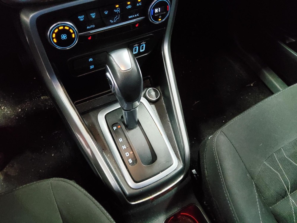 Used A/C Selector Switch fits: 2021 Ford Ecosport automatic temperature control