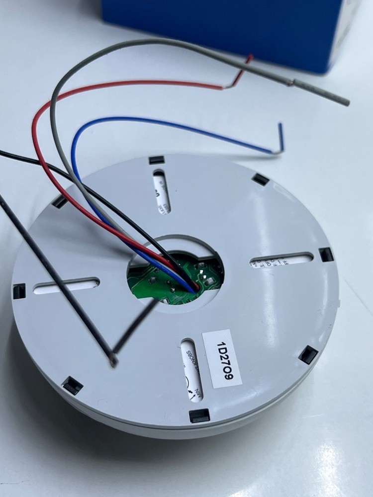 Leviton OSC20-M0W Ceiling Mount Occupancy Sensor