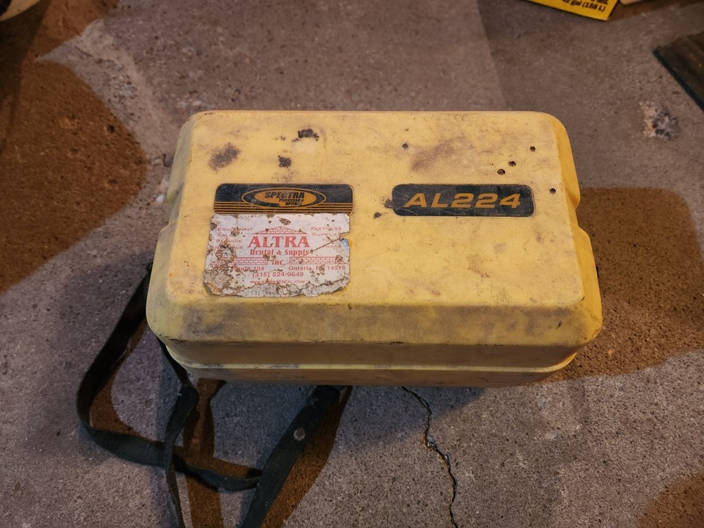 Spectra Precision Optical AL224