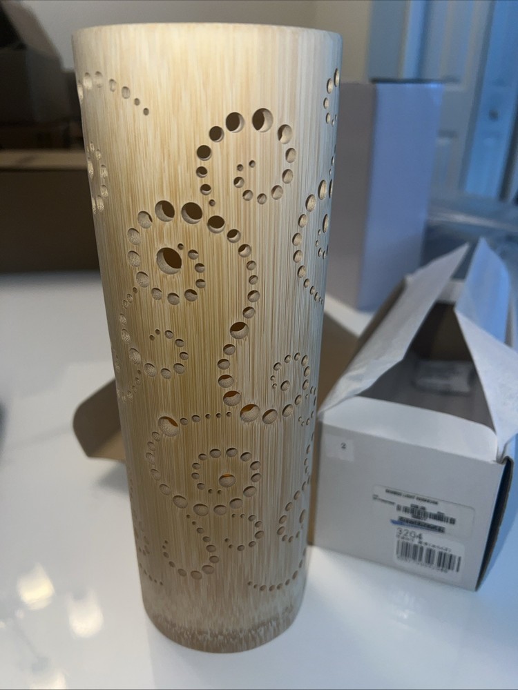 Bamboo Light Karakusa