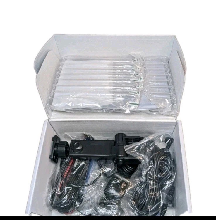 Portable Wireless Car Stereo Apple CarPlay, Android Auto, & Screen Mirroring 7"